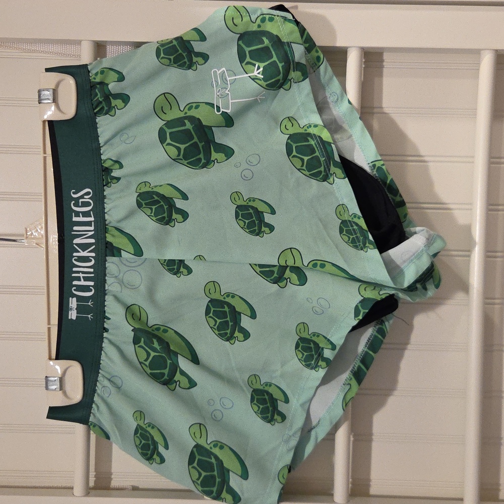 Chicknlegs Running Shorts with 🐢 Print Size Small NWOT